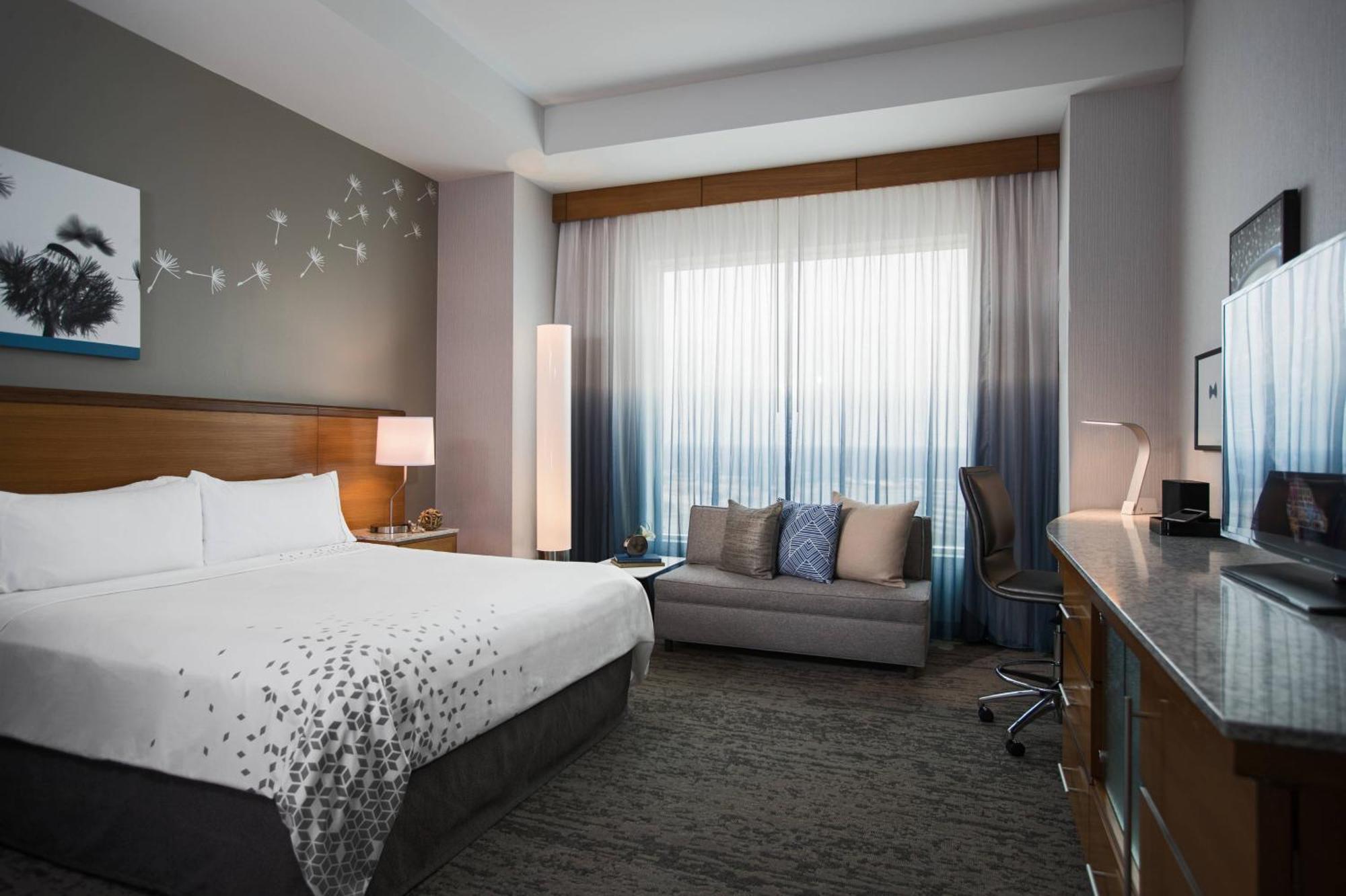 เรเนซองส์ เชาม์บูร์ก คอนเวนชันเซ็นเตอร์ โฮเทล Hotel ชอมเบิร์ก ภายนอก รูปภาพ